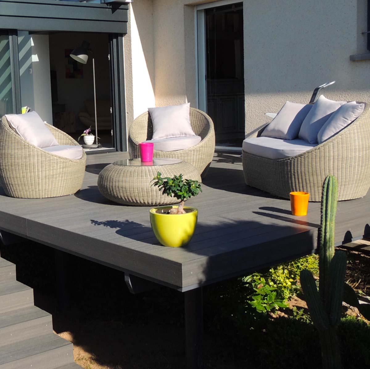 terrasse sur pilotis teinte anthra avec plinthe de finition terrasse sur pilotis teinte anthra avec plinthe de finition